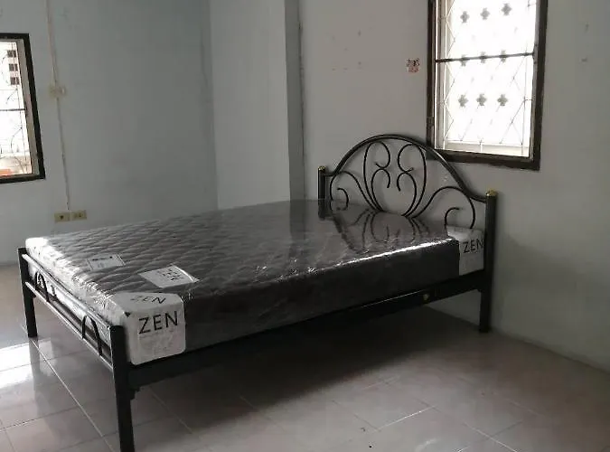 Nong Mai Hotel